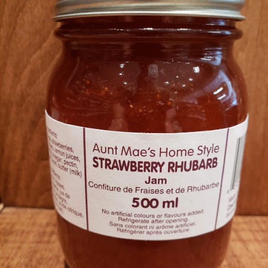 Homemade Strawberry Rhubarb Jam- 500 ml. Homemade Strawberry Rhubarb Jam- 500 ml.