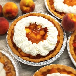 Homemade Fresh Peach Pie