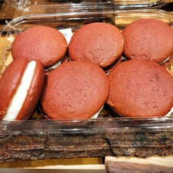 Homemade Red Velvet Whoopie Pies (6 cookies)