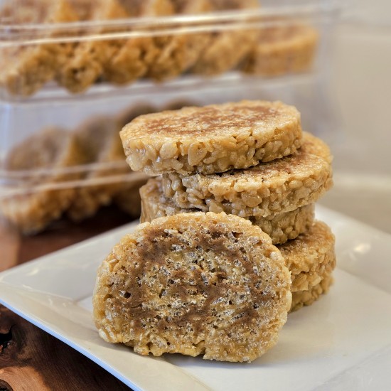 Cinnamon Bun Rice Krispie Roll (6 Pieces)