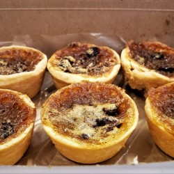 Homemade Raisin Butter Tarts (6 in a box)