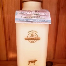 Milk - Local Eby Manor - Golden Guernsey (Cream on the Top) - 1 L